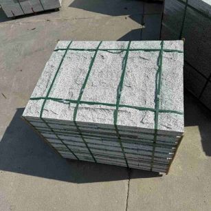 呼伦贝尔 白麻花岗岩石材自然面蘑菇石成品