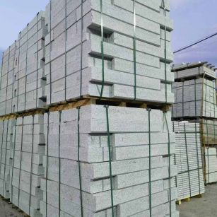 呼伦贝尔 芝麻白花岗岩路沿石，路缘石，路肩石，道牙，立缘石，马路牙子，街沿石，侧石等