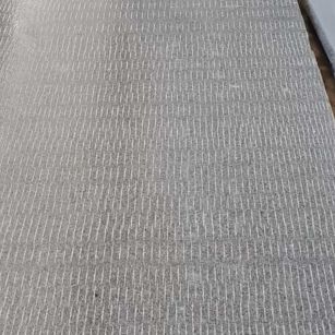 呼伦贝尔 芝麻灰花岗岩斧剁面，刀斩面