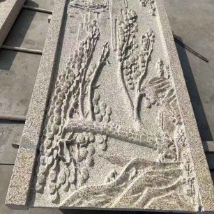 呼伦贝尔 黄金麻雕刻板浮雕迎客松