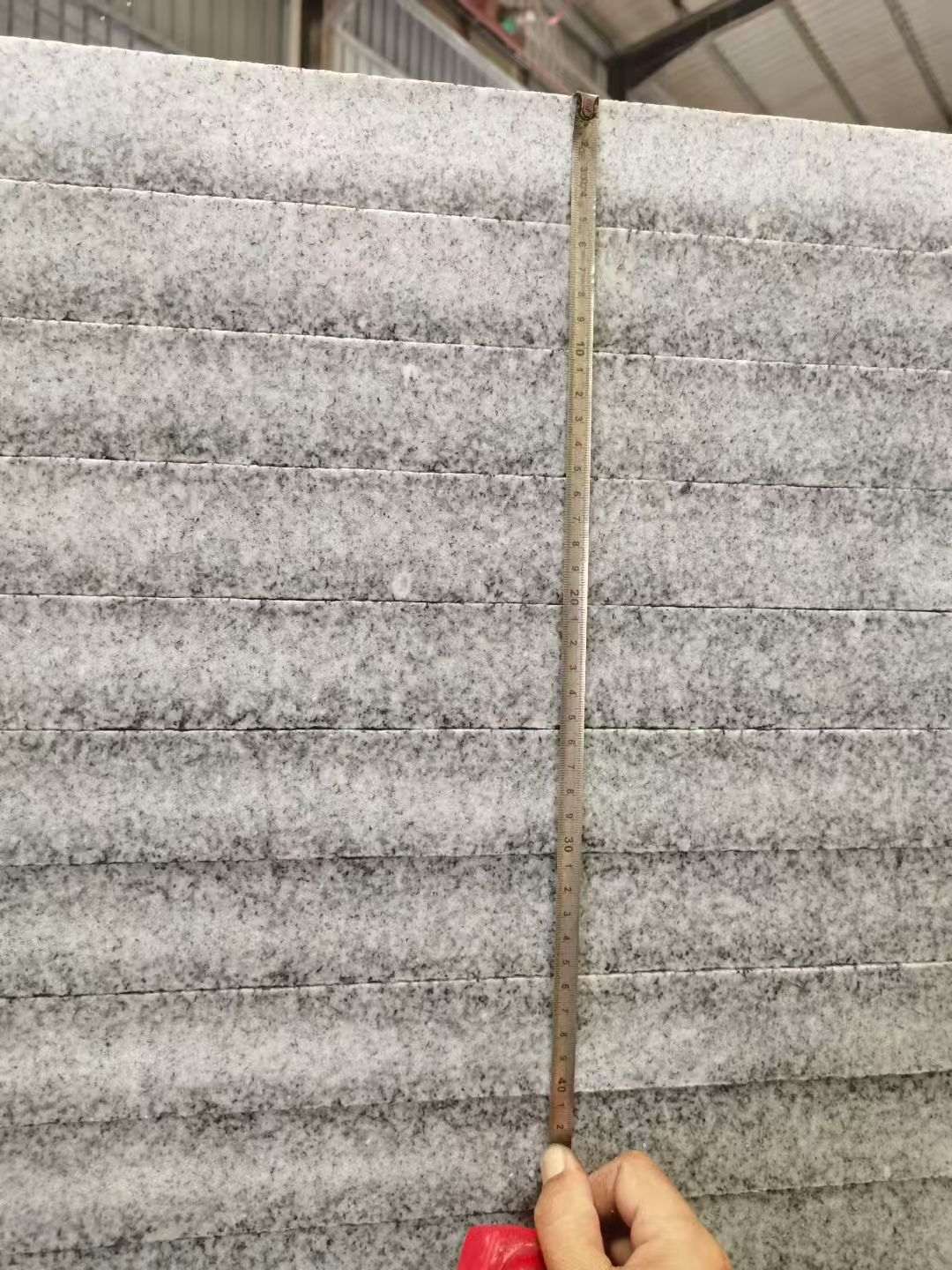 呼伦贝尔 芝麻白火烧成品厚薄均匀，B料价格接近A料质量