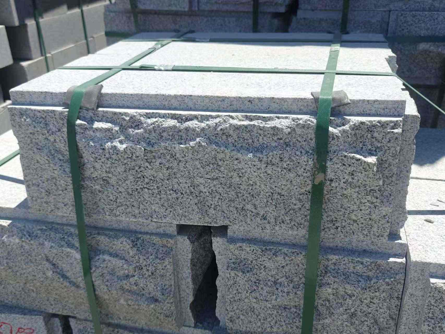 呼伦贝尔 芝麻白花岗岩自然面成品