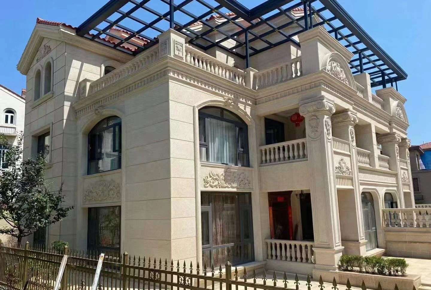 呼伦贝尔 黄金麻花岗岩荔枝面别墅外墙干挂