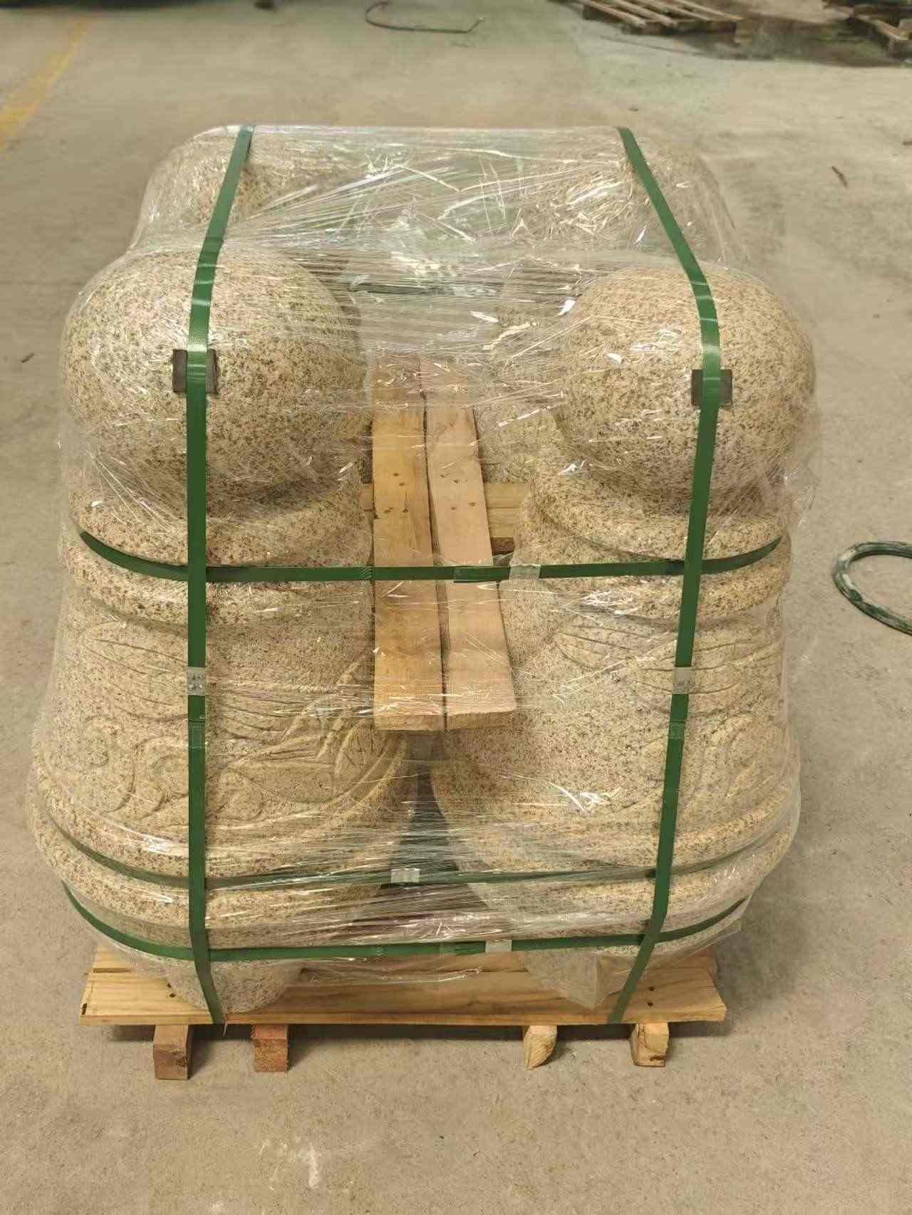 呼伦贝尔 黄金麻异形定制雕花——棒棒糖挡车柱