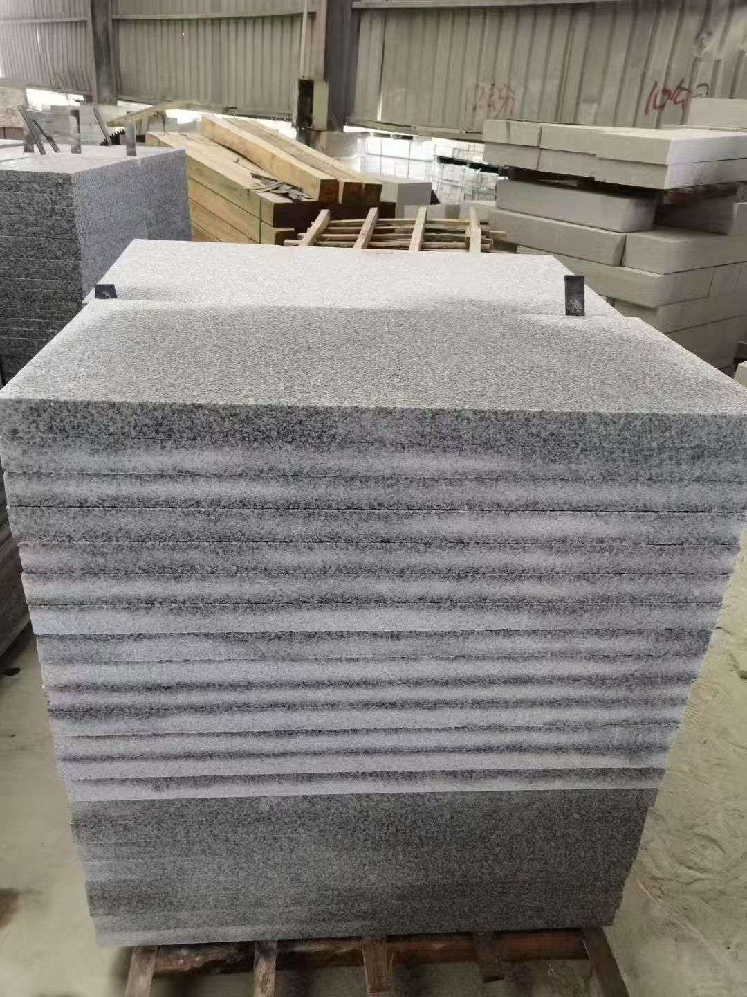 呼伦贝尔 芝麻白5公分火烧地铺成品，900*400，规格可定制