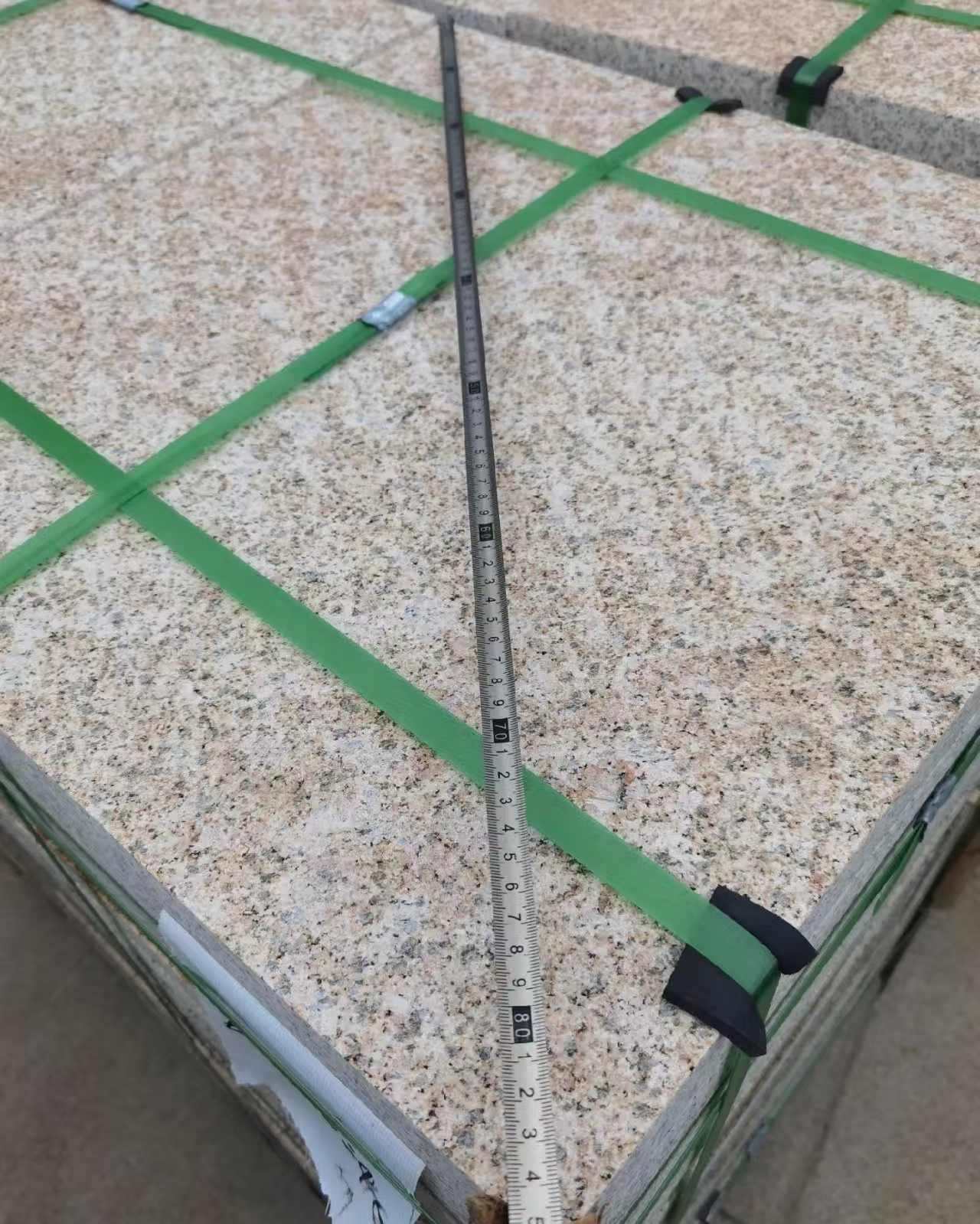 呼伦贝尔 黄金麻火烧面地铺石