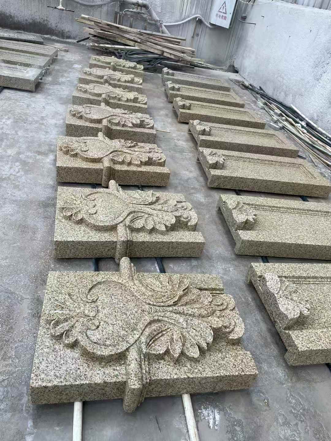 呼伦贝尔 黄金麻花岗岩别墅外墙雕刻板