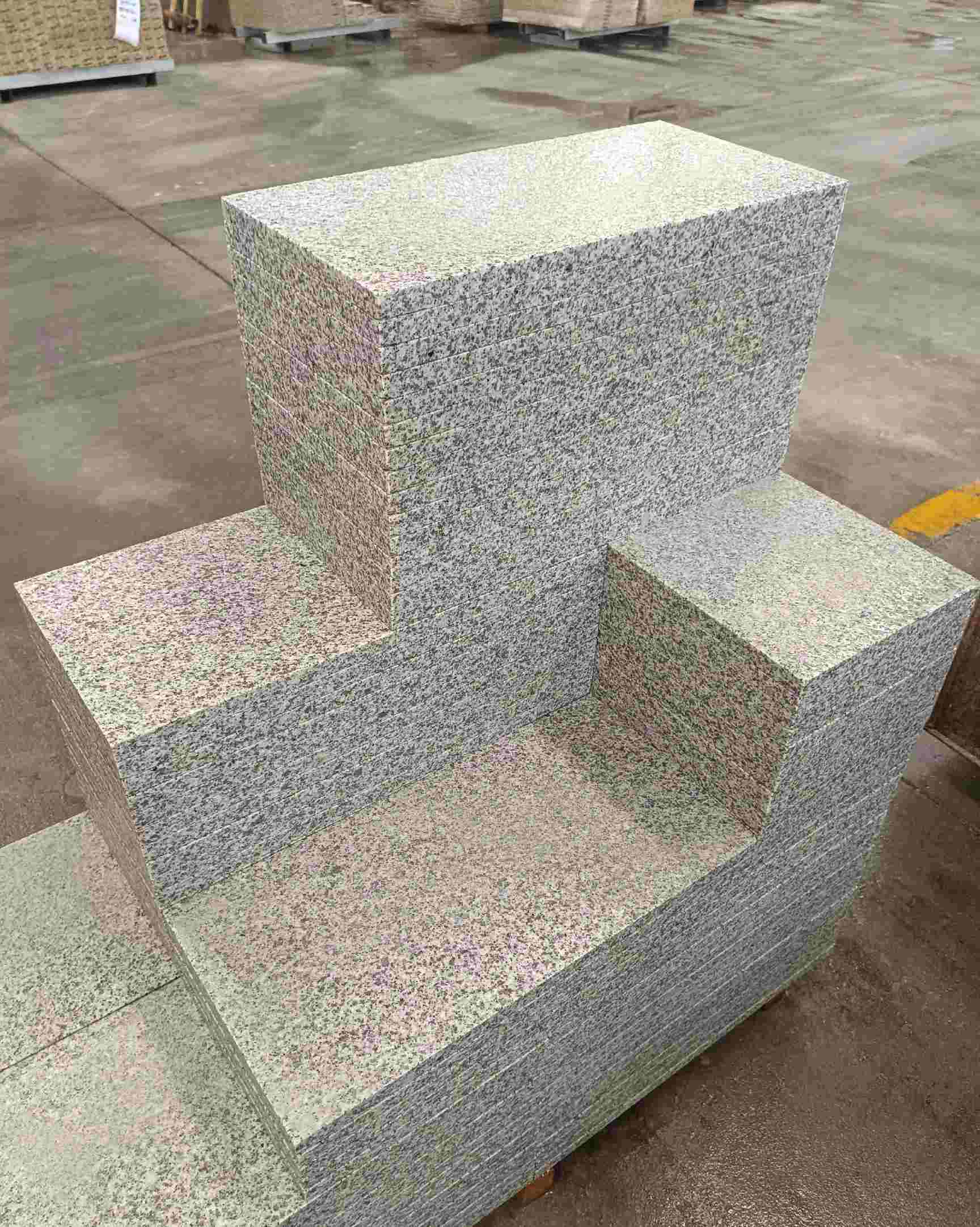 呼伦贝尔 白麻花岗岩荔枝面地铺石