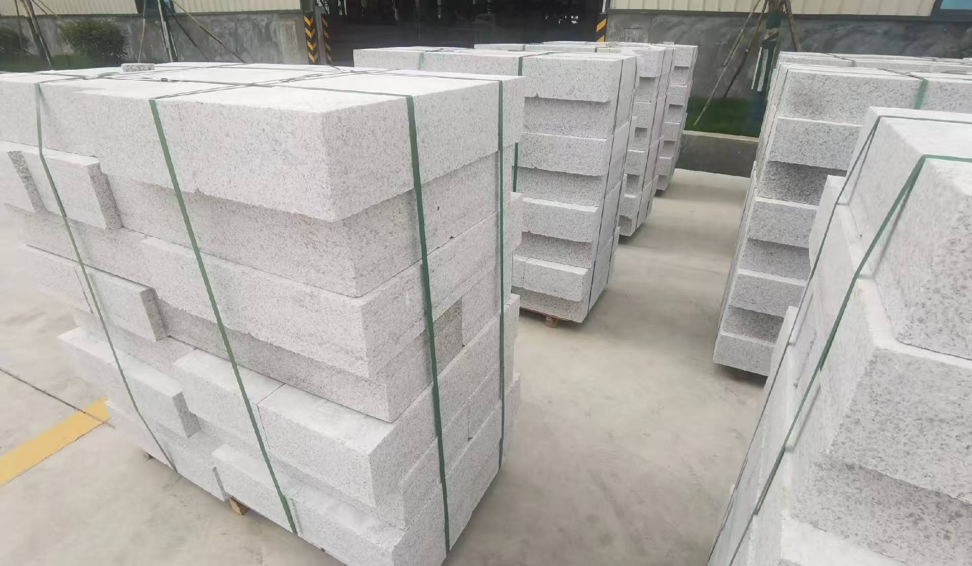 呼伦贝尔 白麻花岗岩路沿石，立缘石，平缘石，路牙石，道牙石，马路牙子等